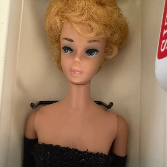 Mattel Barbie and Ken Book 300 piece bundle video #3/4 - Picture 7 of 7